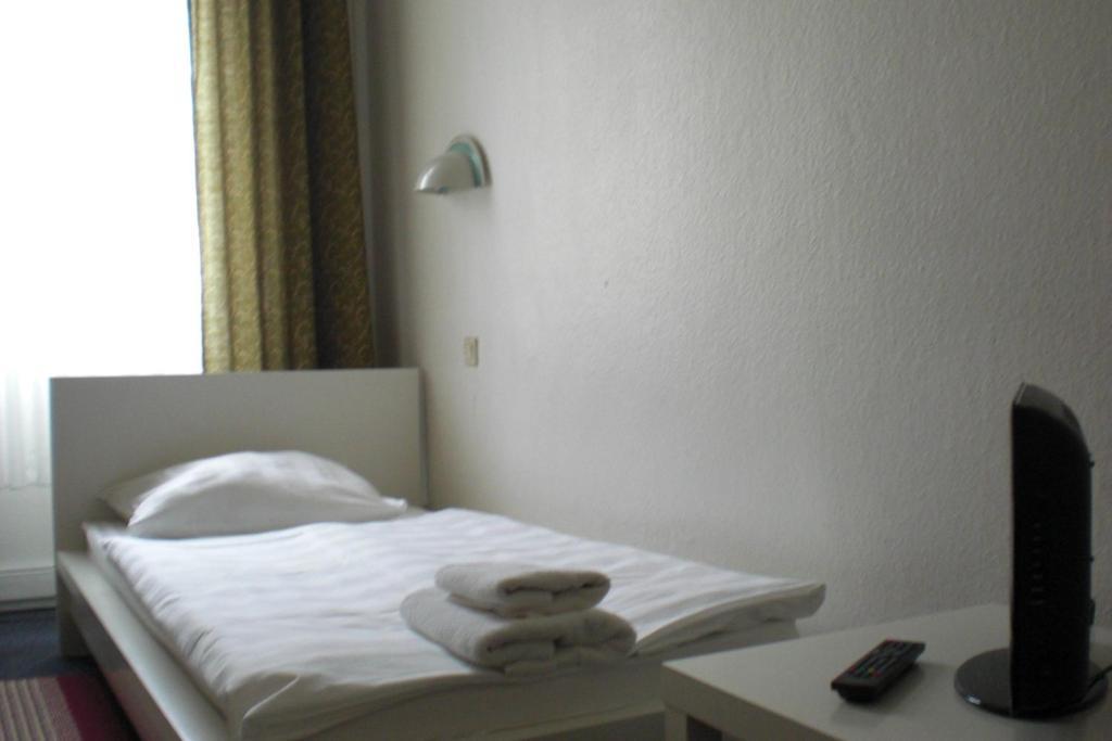 Hotel Komet Düsseldorf Cameră foto